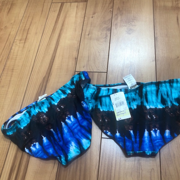 New with Tags Island Escape Womens  Swimsuit Tiki Pant bottoms in size 8. - Picture 2 of 5